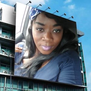 Meet your Posher, Olahshia